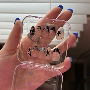 Twinkle Star Nails on Etsy reusable hand painted press on nails